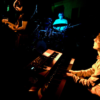 Klubski maraton 2012: Rok Zalokar trio v živo na Radiu Študent