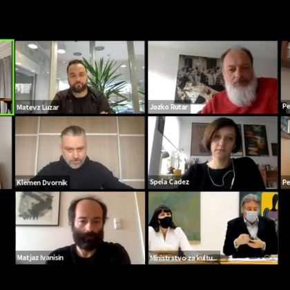 Udeleženci dogodka: Urša Menart in Miran Zupanič, Matevž Luzar, Jožko Rutar, Metod Pevec, Sonja Prosenc, Klemen Dvornik, Špela Čadež, Petra Vidmar, Matjaž Ivanišin, Vasko Simoniti in Uršula Menih Dokl