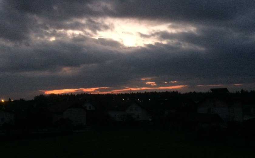 100 decibelov: Haiku Garden + Male Ponco + Rellik + Kiki + Sreča na vrvici