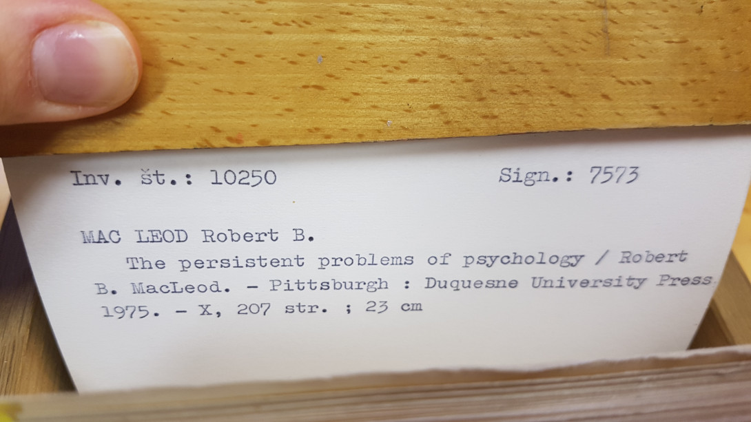 Listkovni katalog, knjižnica oddelka za psihologijo, FF UL. Avtorica: Ana Reberc