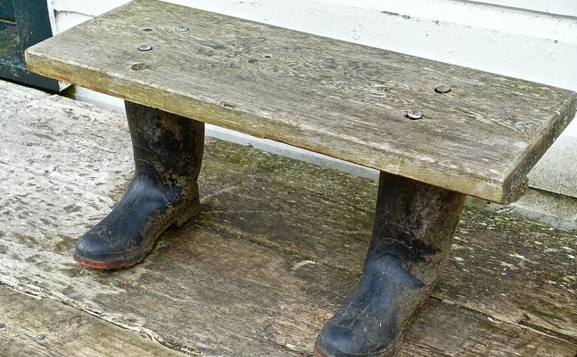 to so noge od tistega, ki jih nima več ...