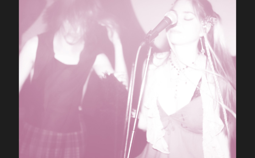 Tresk #15: mala roza muca & pixel.bambi